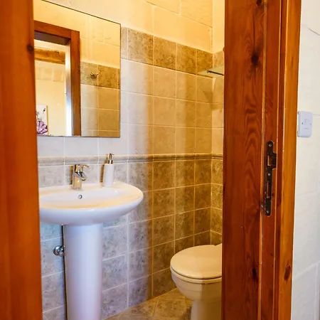 Amaryllis Holiday Home Qala Exterior photo